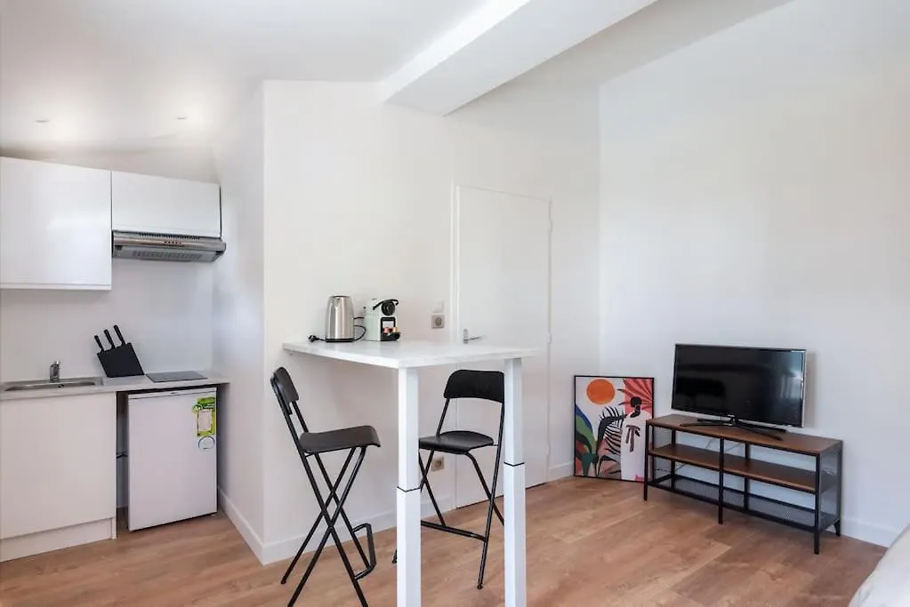 Lumignons Lyonnais - Doua Apartment Villeurbanne