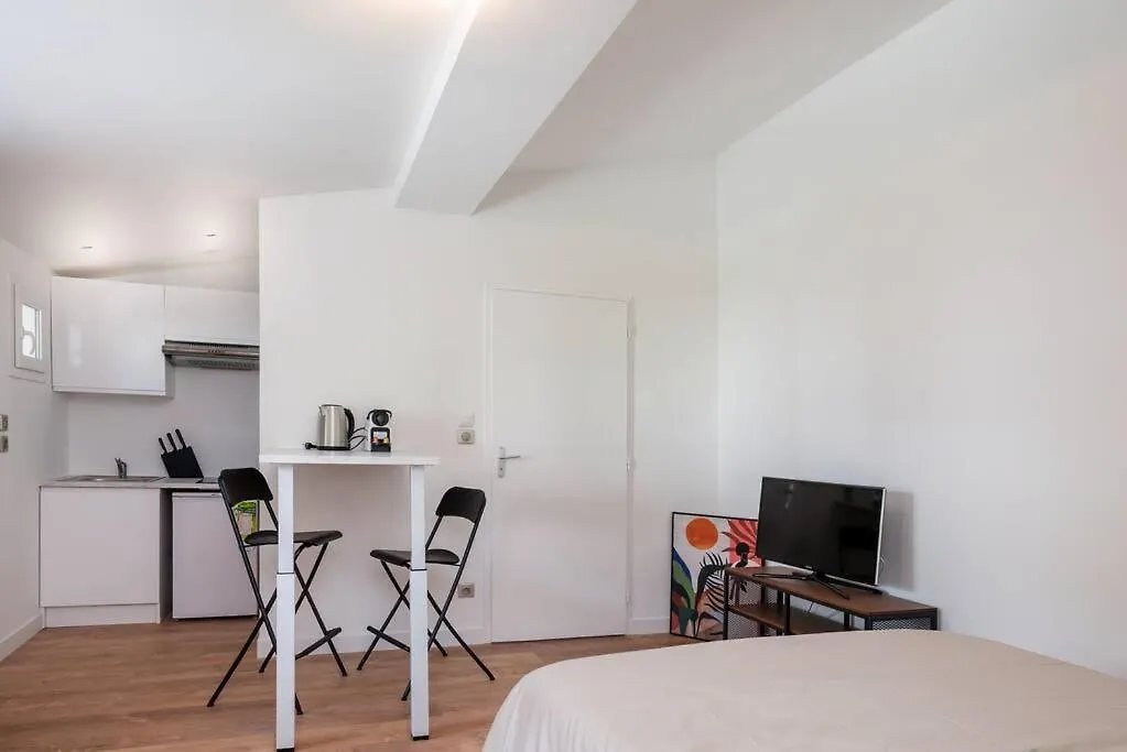 Lumignons Lyonnais - Doua Apartment Villeurbanne